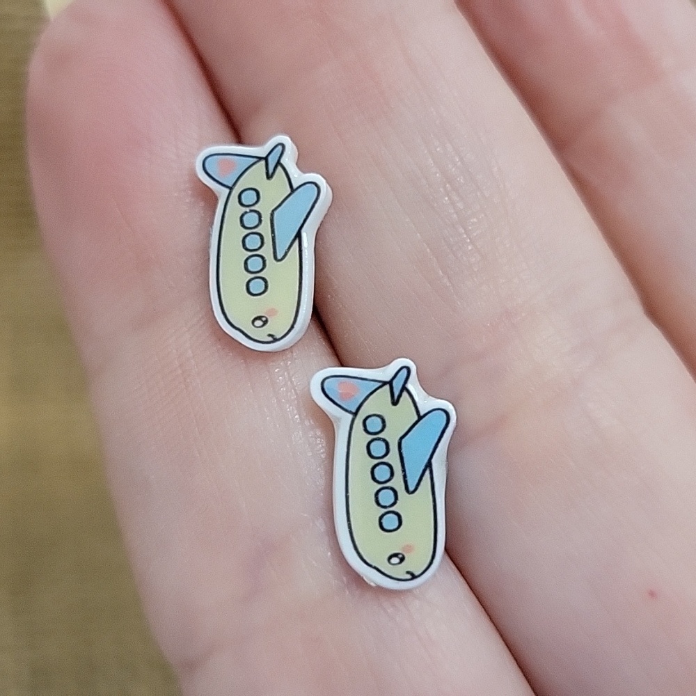 KAWAII AIRPLANE EARRINGS